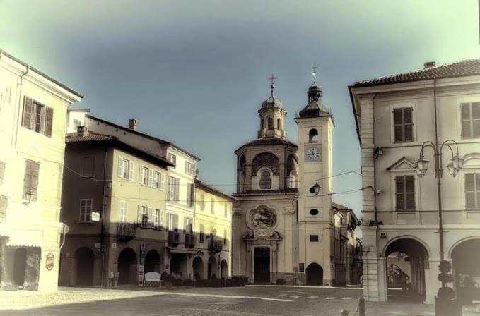 Astixio Villa San Damiano d'Asti ภายนอก รูปภาพ