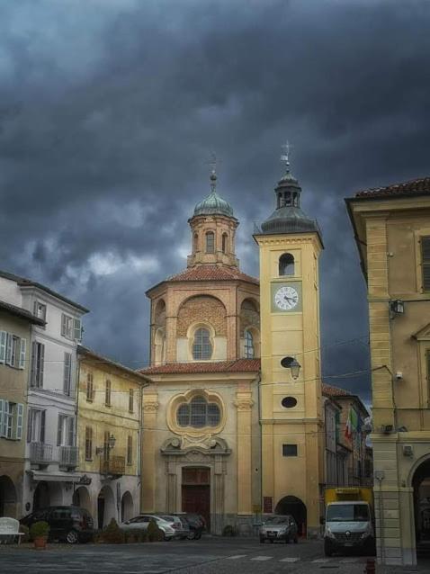 Astixio Villa San Damiano d'Asti ภายนอก รูปภาพ